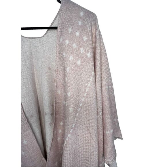 NWT General Fawn, Super Soft, Oversized Shawl With Fringe - Picture 2 of 6